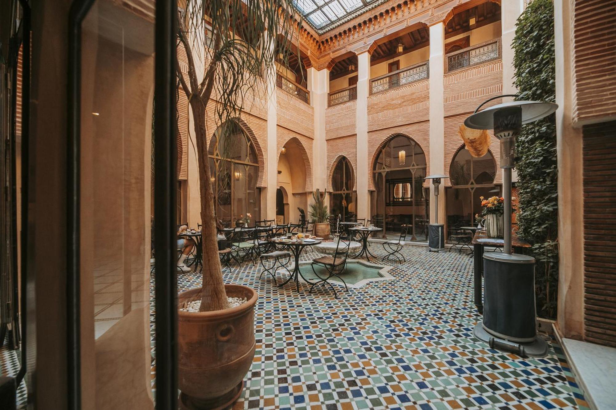 Riad Le Perroquet Bleu Suites & Spa Marrakesh Exterior photo